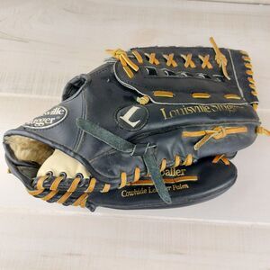 Louisville Slugger L1350 Black Leather Softball Glove 13.5 Inch Right Hand Throw